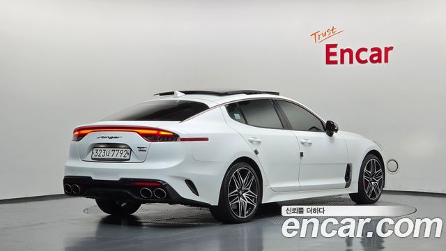 Kia Stinger 2021 — photo 2