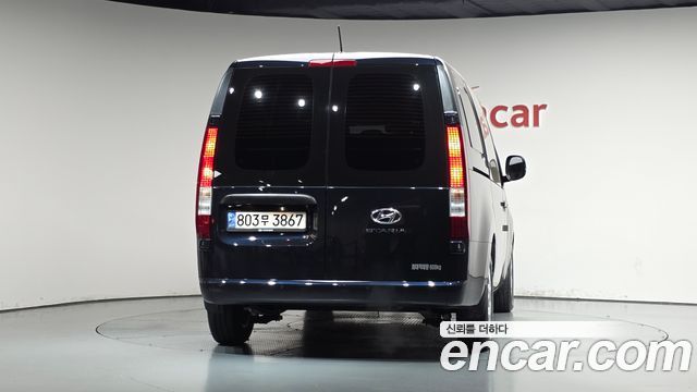 Hyundai Staria 2022 — photo 4