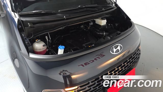 Hyundai Staria 2022 — photo 6
