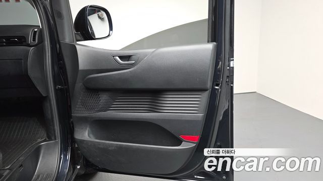 Hyundai Staria 2022 — photo 14