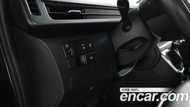 Hyundai Staria 2022 — photo 29