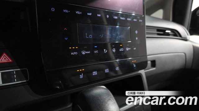 Hyundai Staria 2022 — photo 31