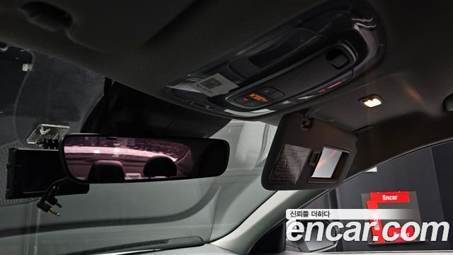 Hyundai AVANTE 2021 — photo 23