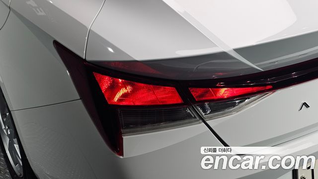 Hyundai AVANTE 2021 — photo 9