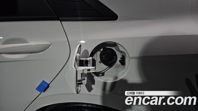 Hyundai AVANTE 2021 — photo 33