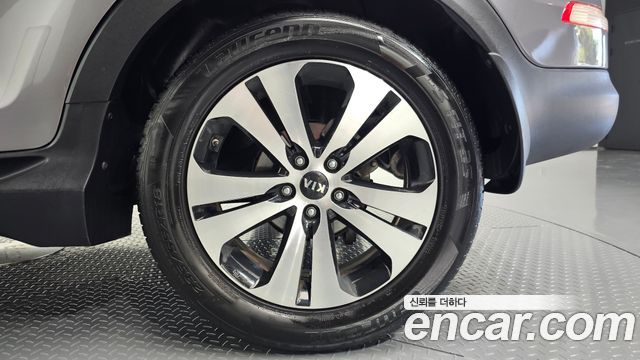 Kia Sportage 2013 — photo 7