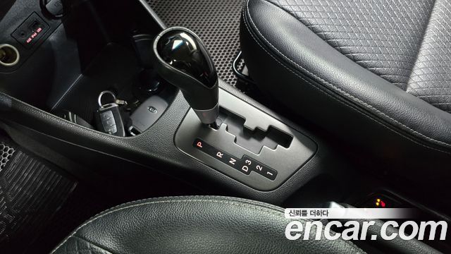 Kia morning 2012 — photo 12