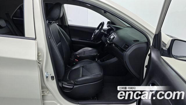 Kia morning 2012 — photo 17
