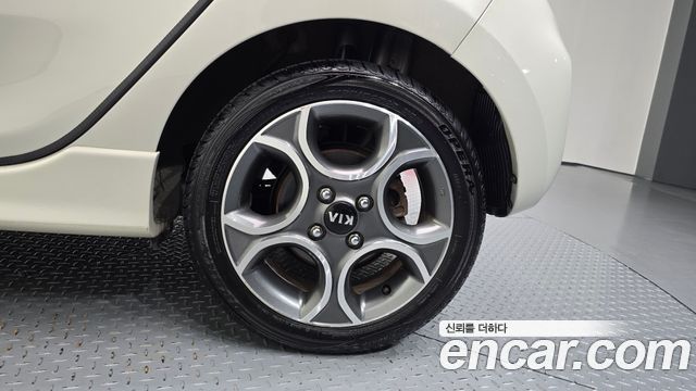 Kia morning 2012 — photo 7