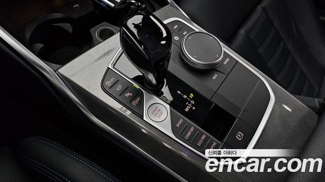 BMW 3-Series 2021 — photo 9