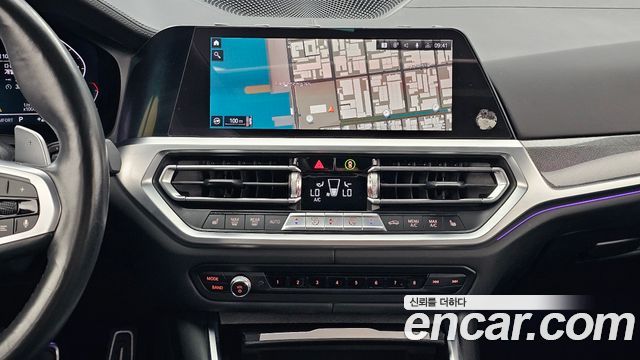 BMW 3-Series 2021 — photo 14