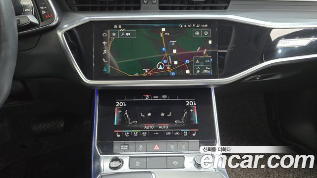 Audi A6 2021 — photo 18