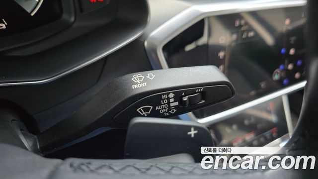 Audi A6 2021 — photo 25