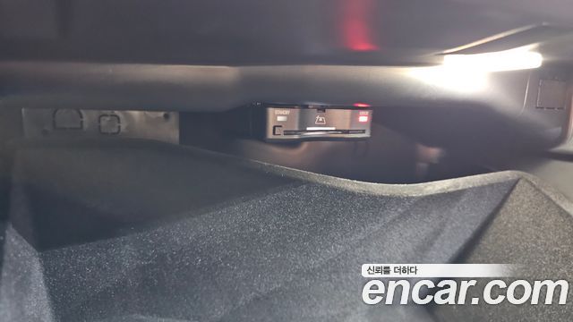 Mercedes-Benz GLC-Class 2024 — photo 18