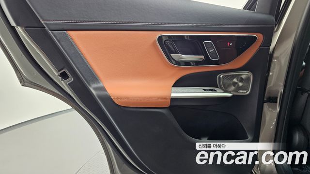 Mercedes-Benz GLC-Class 2024 — photo 15