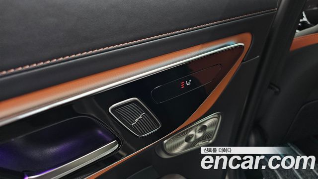 Mercedes-Benz GLC-Class 2024 — photo 30
