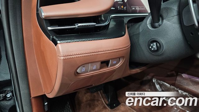 Genesis G90 2023 — photo 20