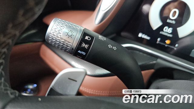 Genesis G90 2023 — photo 26