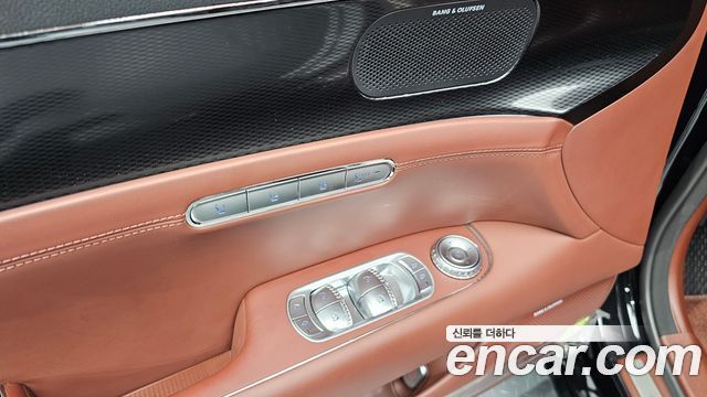Genesis G90 2023 — photo 28