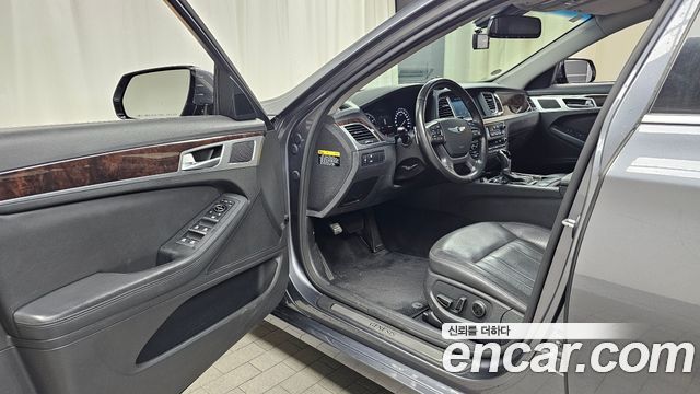Hyundai Genesis 2015 — photo 13