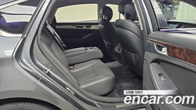Hyundai Genesis 2015 — photo 17