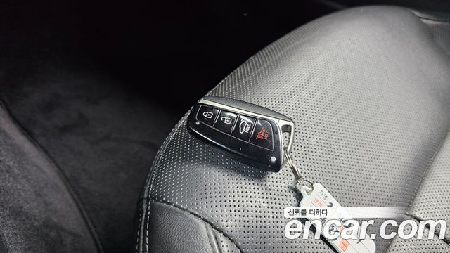 Hyundai Genesis 2015 — photo 22