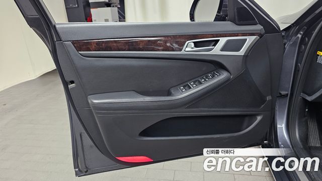 Hyundai Genesis 2015 — photo 14