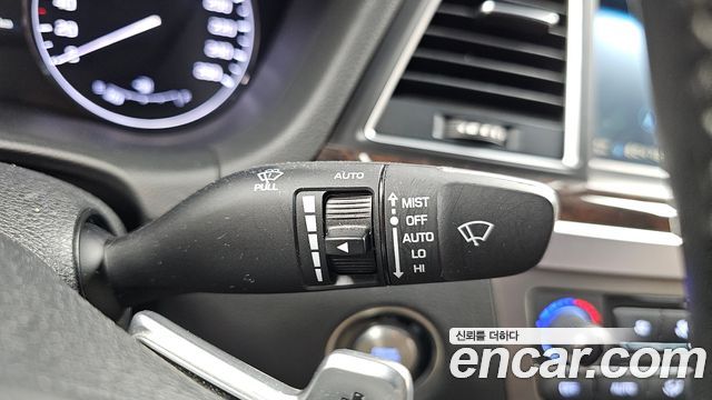 Hyundai Genesis 2015 — photo 27