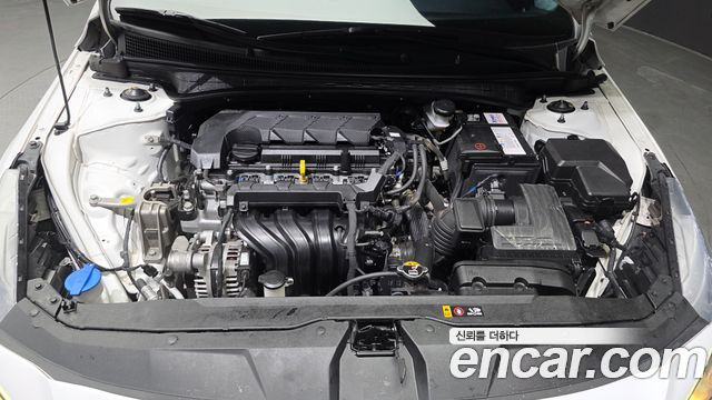 Hyundai AVANTE 2023 — photo 6