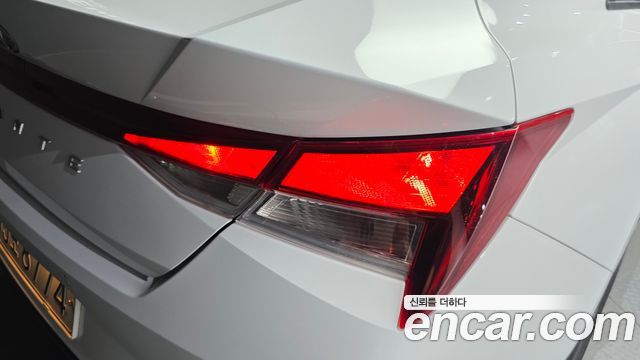 Hyundai AVANTE 2023 — photo 9