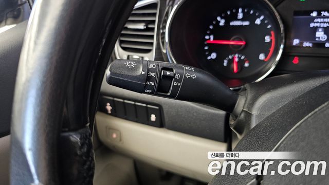 Kia Canival 2019 — photo 14
