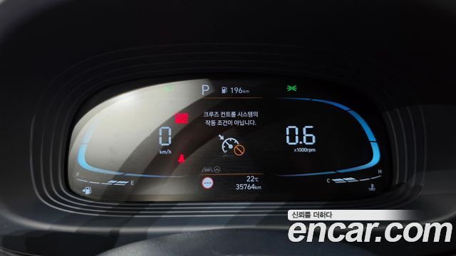 Hyundai Venue 2024 — photo 8