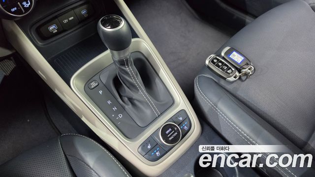 Hyundai Venue 2024 — photo 9