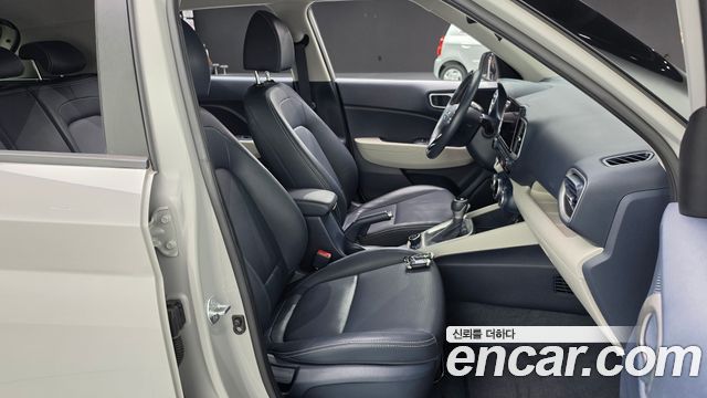 Hyundai Venue 2024 — photo 12