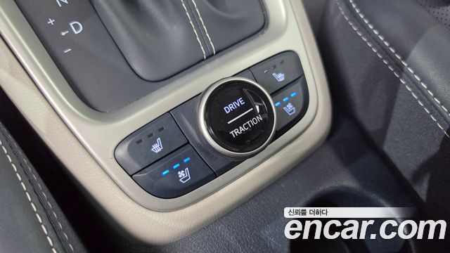 Hyundai Venue 2024 — photo 16