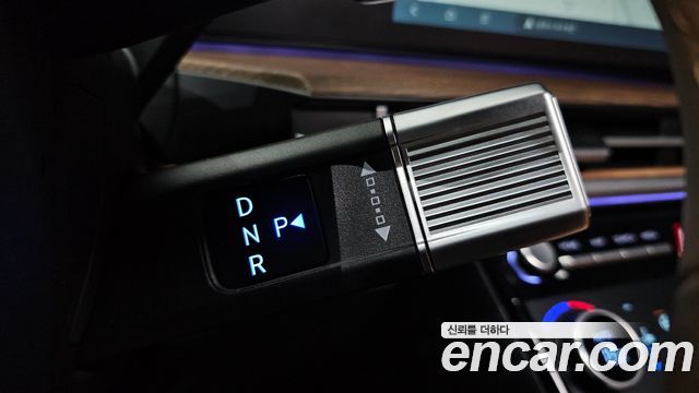 Hyundai Santafe 2024 — photo 12