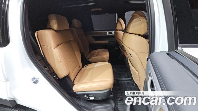 Hyundai Santafe 2024 — photo 17