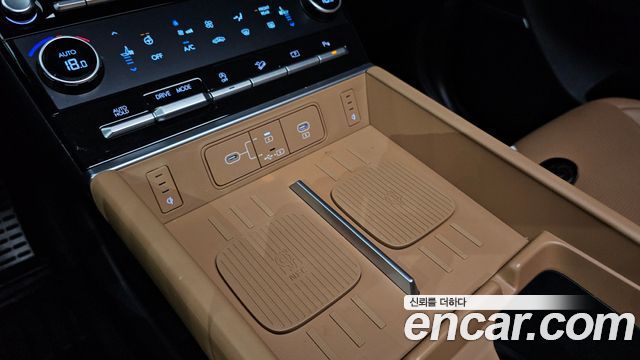 Hyundai Santafe 2024 — photo 27