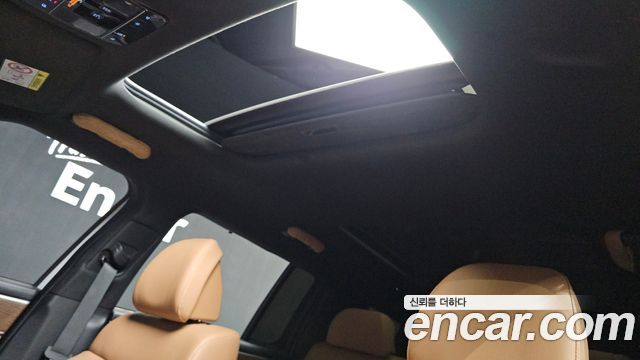 Hyundai Santafe 2024 — photo 29