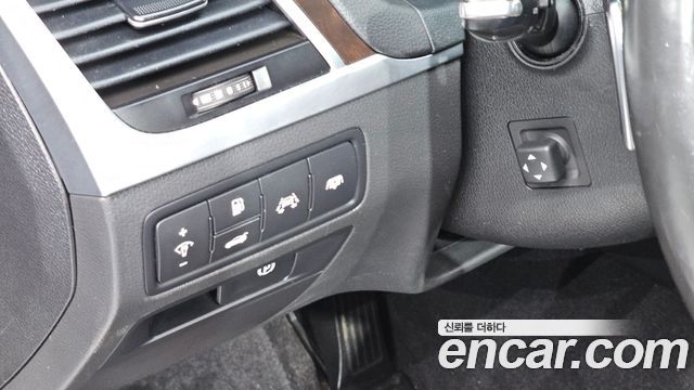 Hyundai Genesis 2016 — photo 14