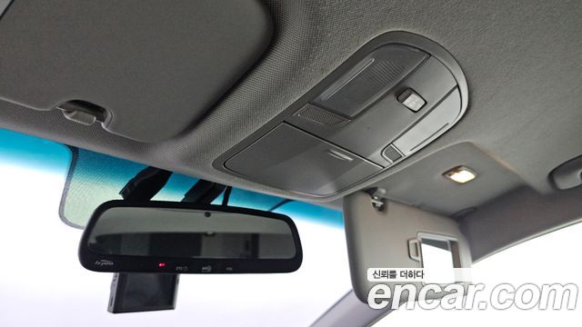 Hyundai AVANTE 2016 — photo 25
