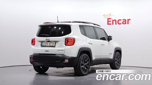 Jeep Renegade 2023 — photo 2