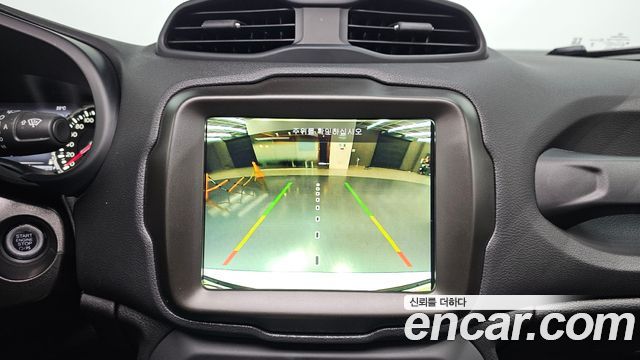 Jeep Renegade 2023 — photo 21