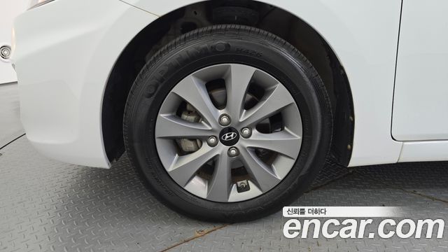 Hyundai Accent 2019 — photo 5