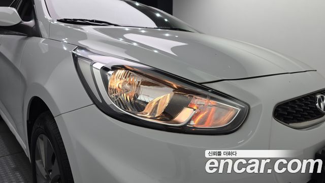 Hyundai Accent 2019 — photo 8