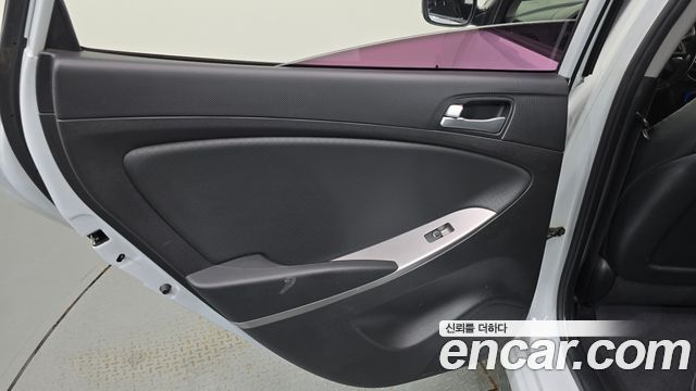 Hyundai Accent 2019 — photo 15
