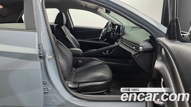 Hyundai AVANTE 2021 — photo 16