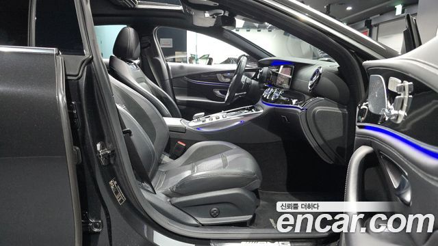 Mercedes-Benz AMG GT 2021 — photo 16