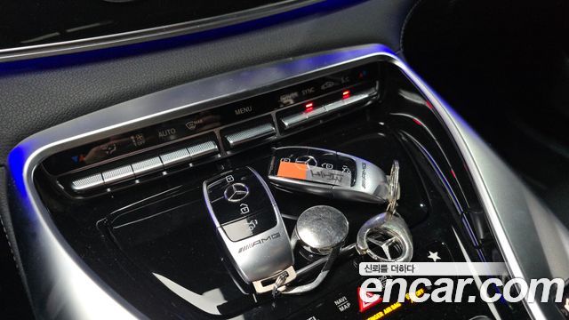 Mercedes-Benz AMG GT 2021 — photo 29