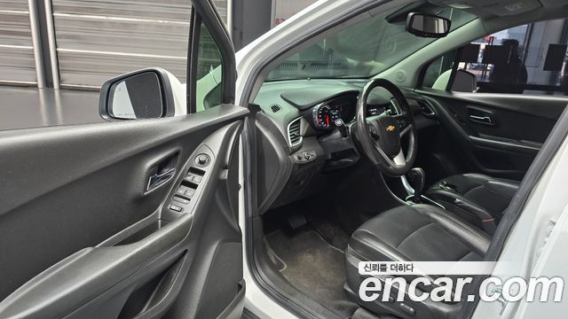 Chevrolet Korea Trax 2021 — photo 10